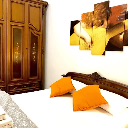 Colosseum Luxury Room-3