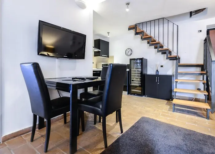 Ibernesi - Charming Apartment At The Roman Forums